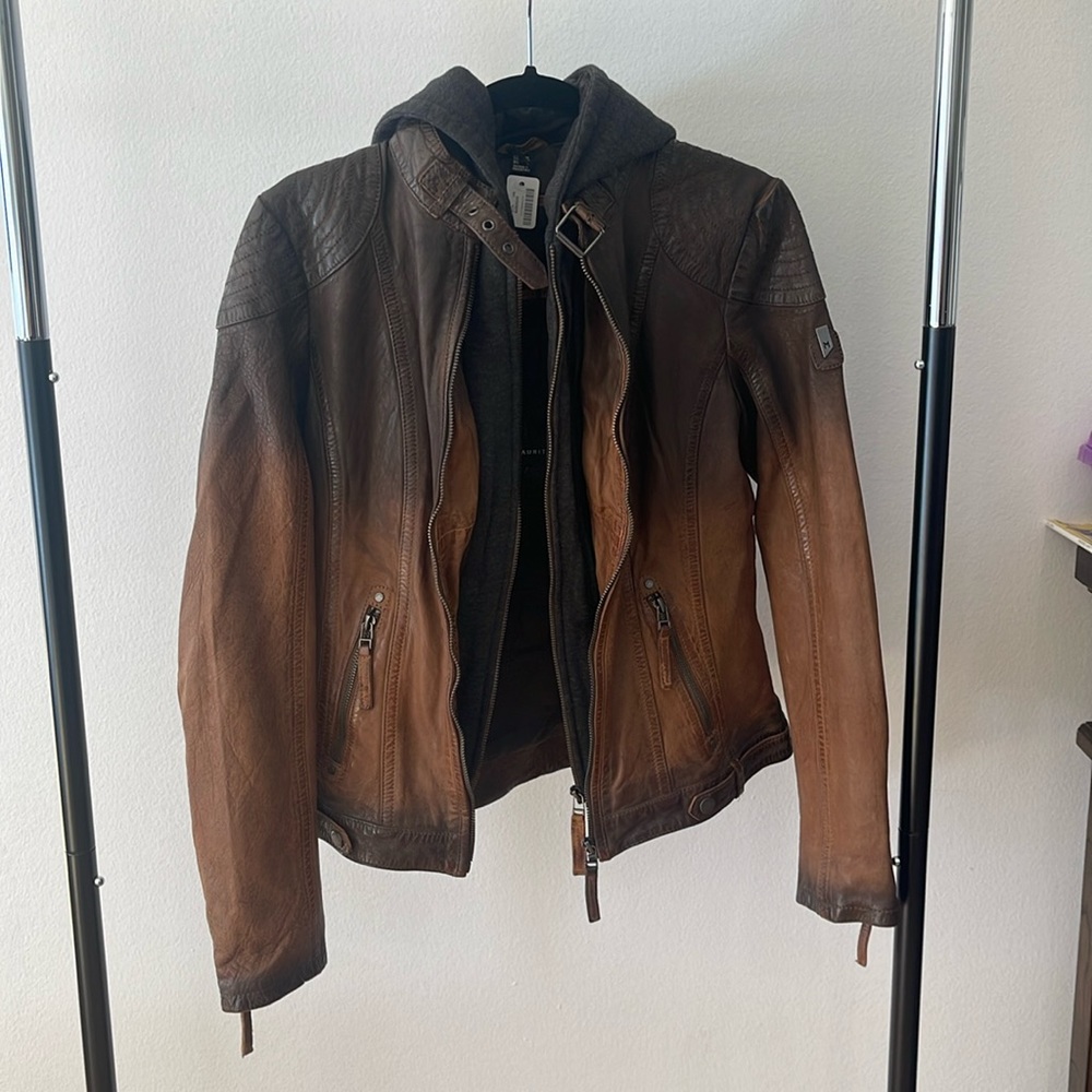 Mauritius antique brown leather jacket with gray sweatshirt detachable